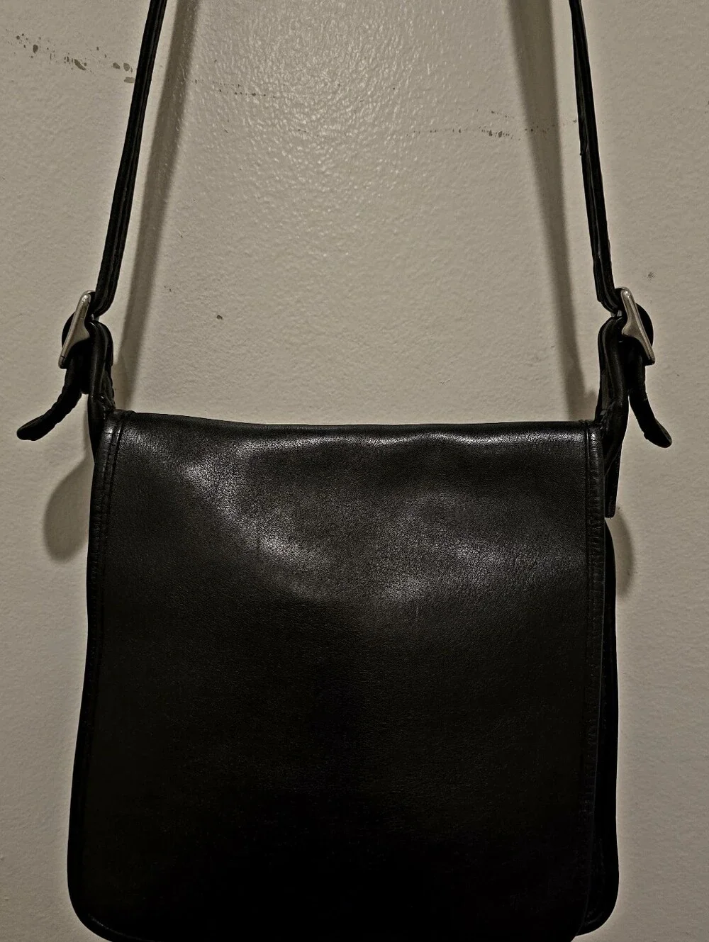 VINTAGE COACH, Black Leather Crossbody Messenger Bag